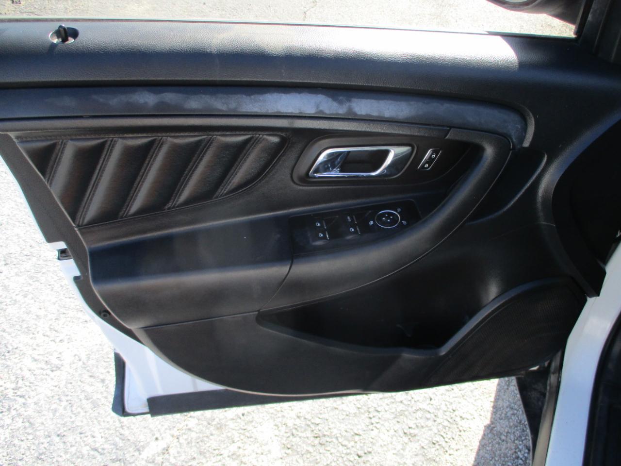 Ford Taurus  2014