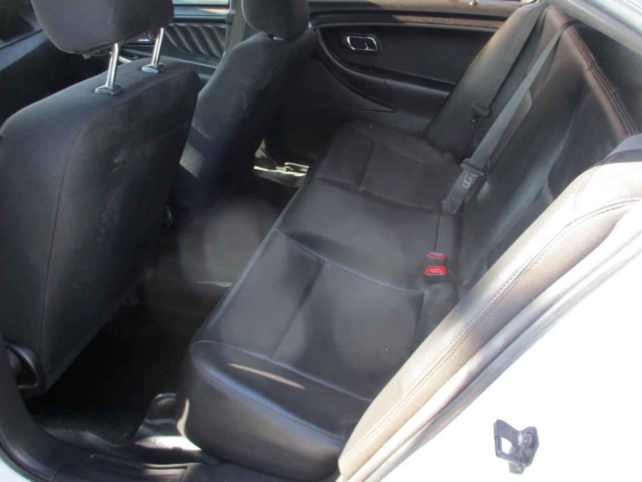 Ford Taurus  2014