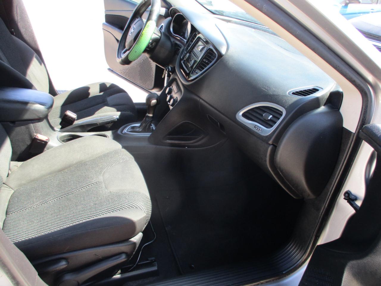 Dodge Dart 4dr Sdn SE 2016