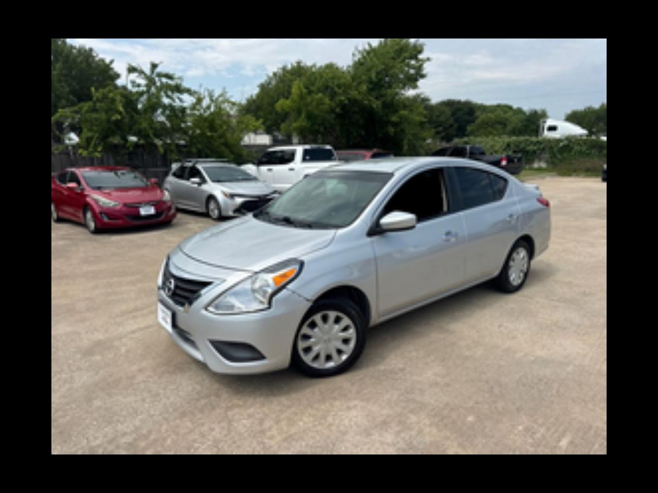 Nissan Versa Sedan  2019