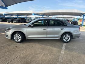 Volkswagen Passat 4dr Sdn 2.5L Auto Wolfsburg Edition PZEV 2013