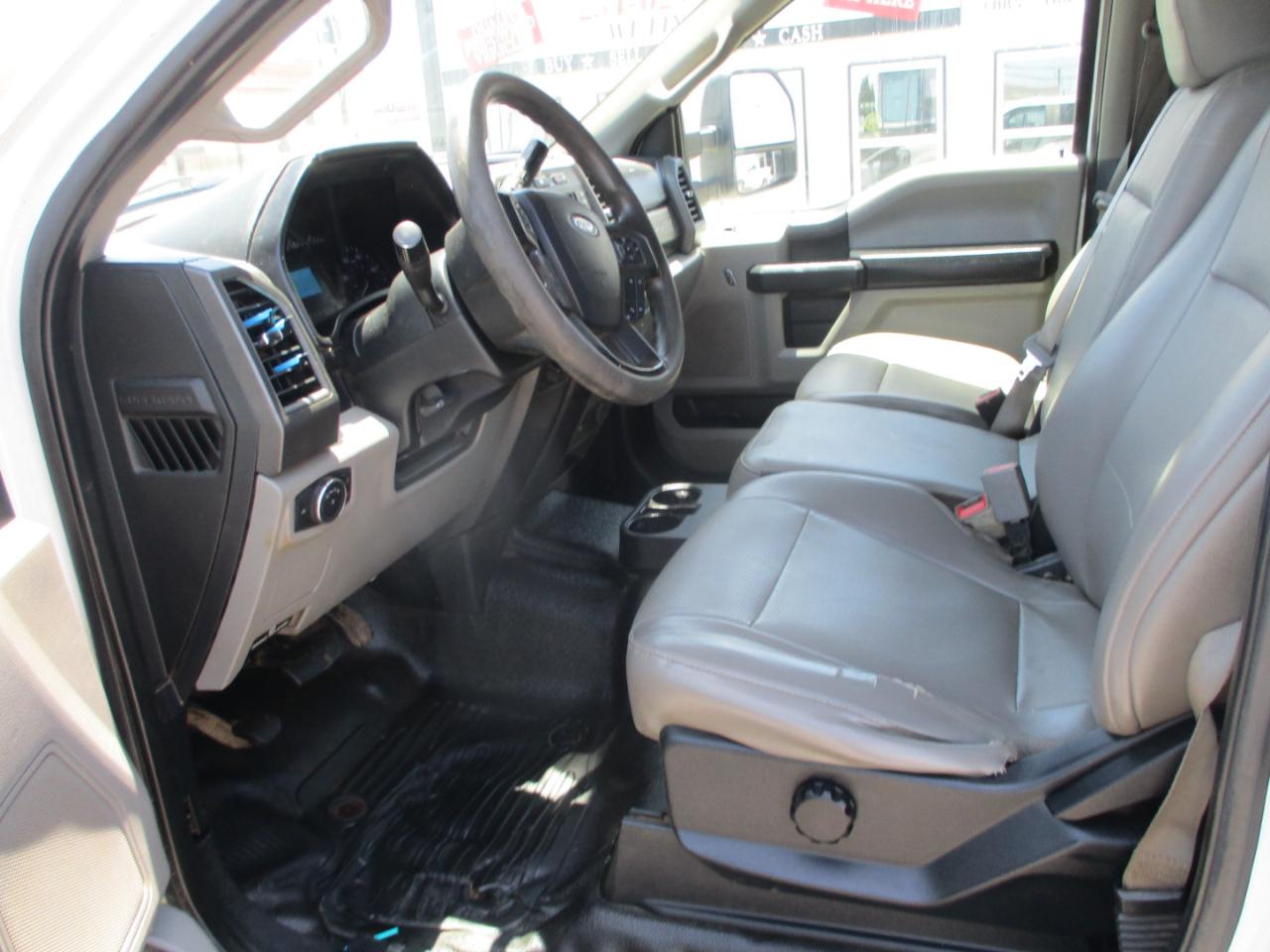 Ford Super Duty F-250 SRW 4WD Crew Cab 172" XL 2019