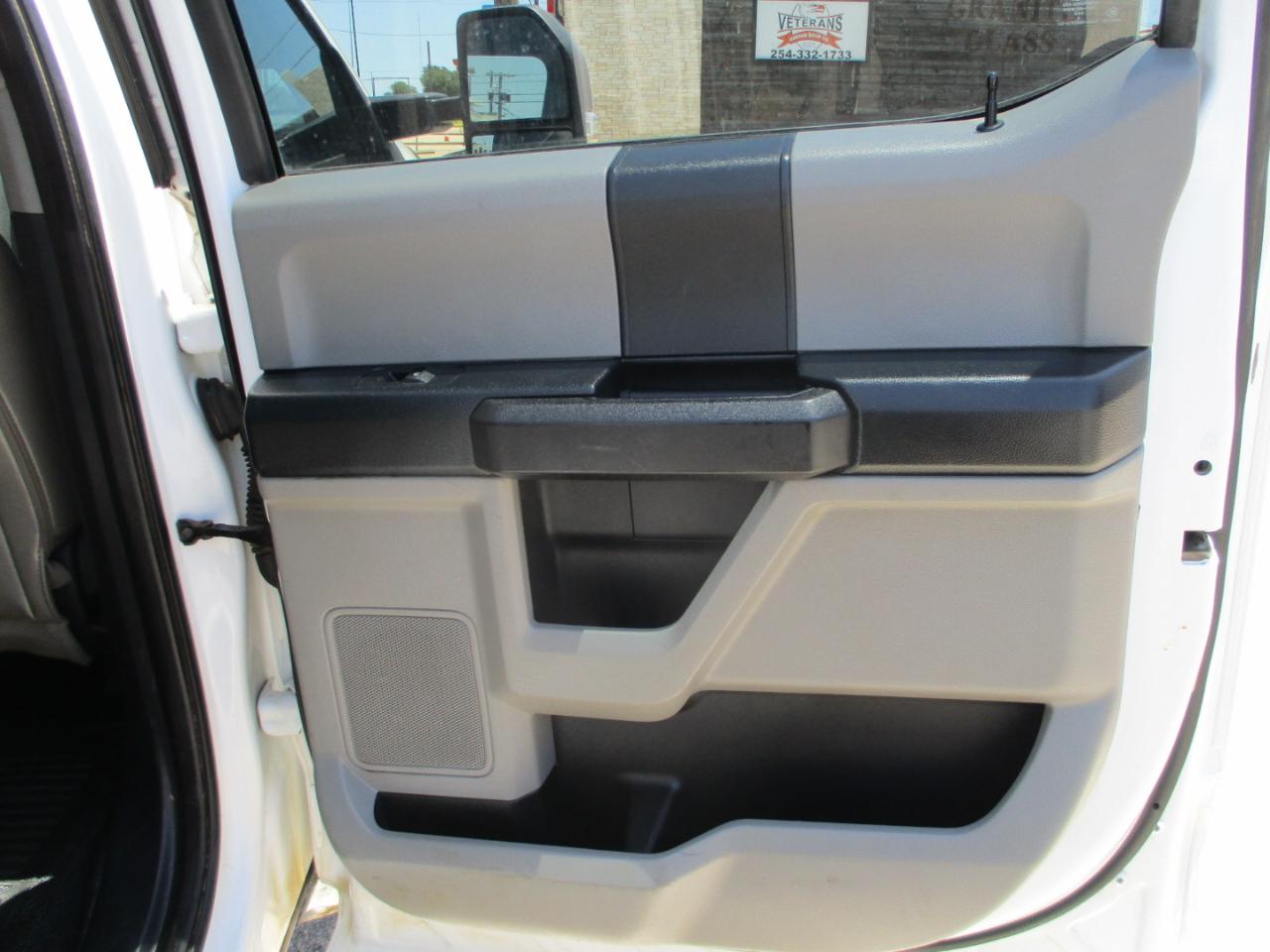 Ford Super Duty F-250 SRW 4WD Crew Cab 172" XL 2019