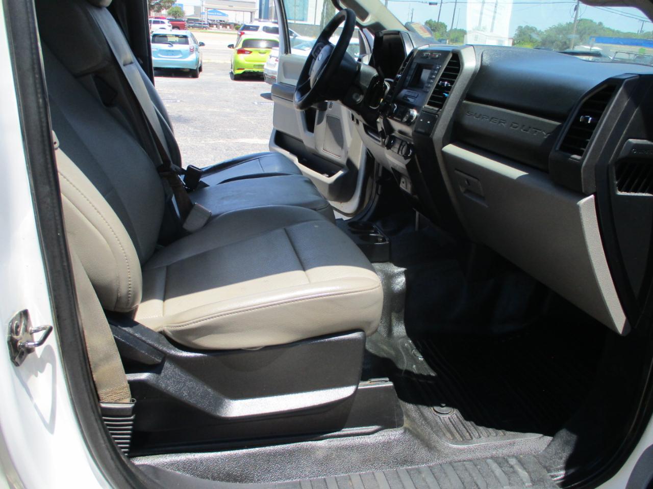 Ford Super Duty F-250 SRW 4WD Crew Cab 172" XL 2019