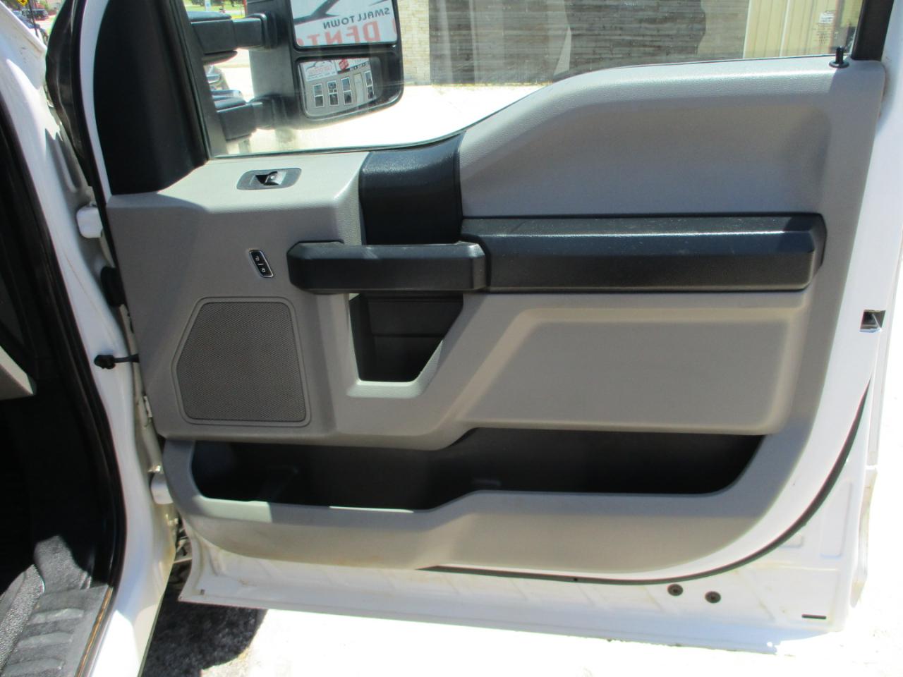 Ford Super Duty F-250 SRW 4WD Crew Cab 172" XL 2019