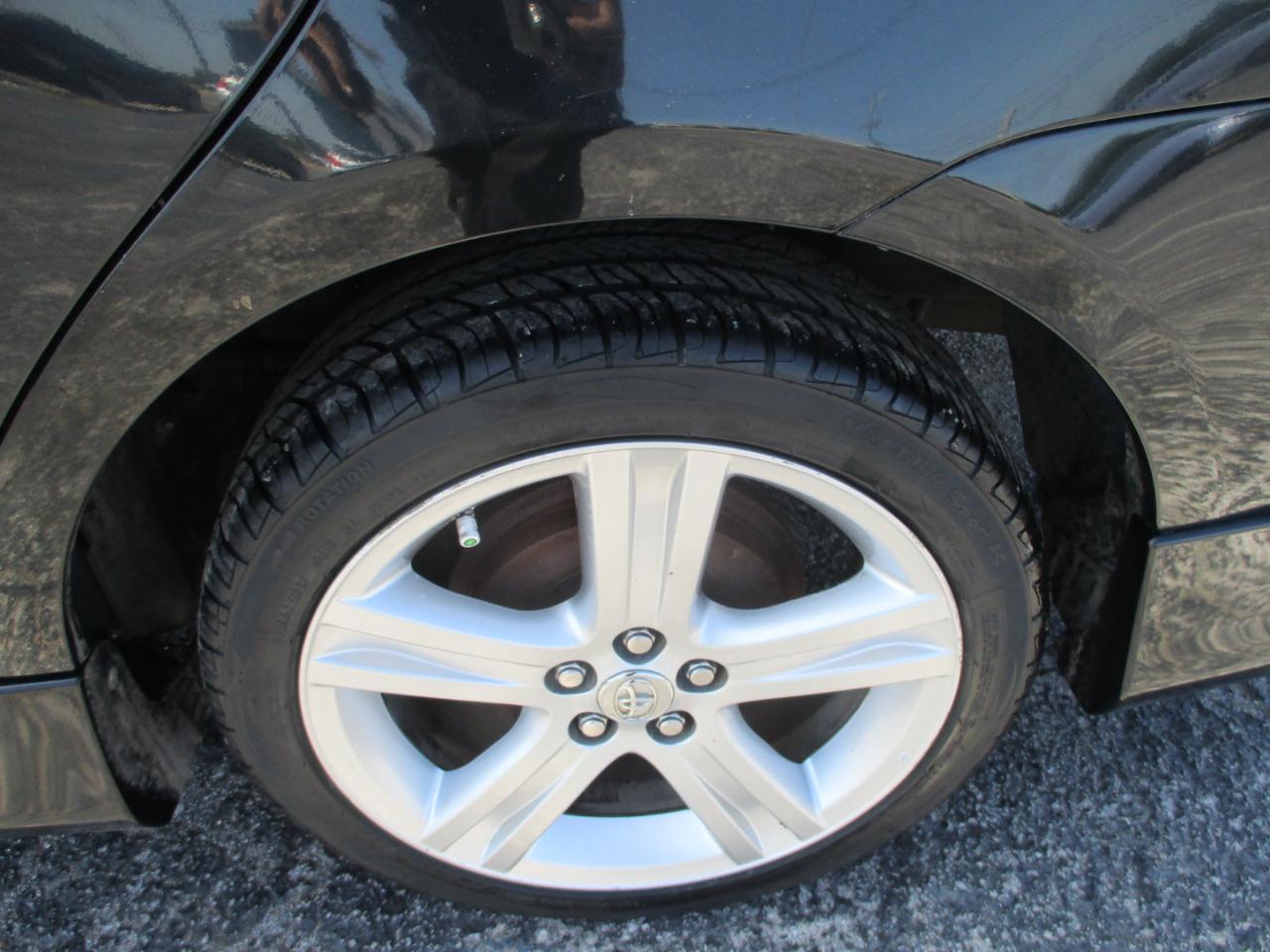 Toyota Corolla 4dr Sdn Auto LE Special Edition (Natl) 2013