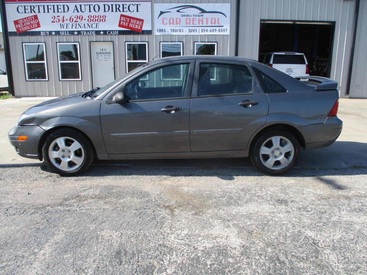 Ford Focus 4dr Sdn ZX4 SES 2006
