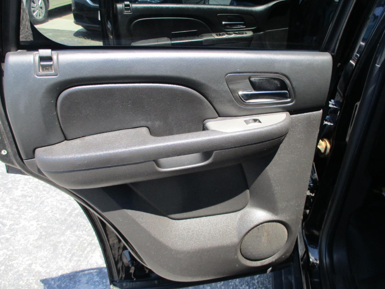 Chevrolet Tahoe  2014