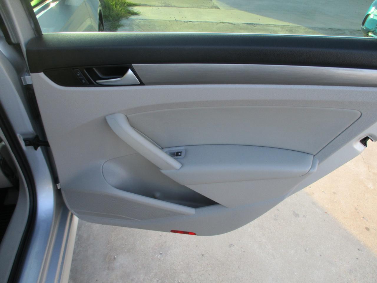 Volkswagen Passat  2014