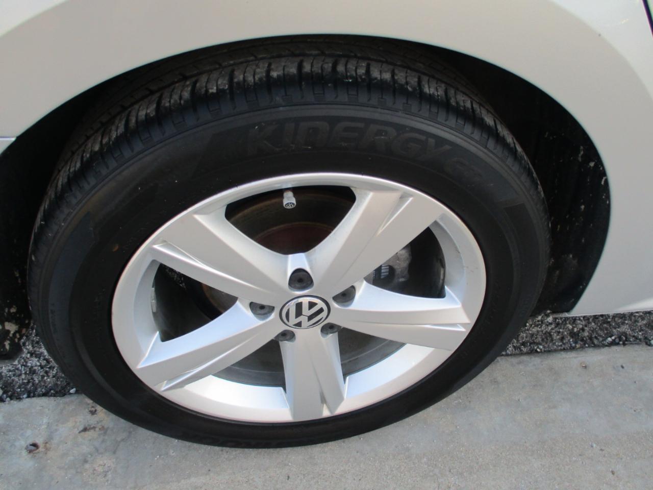 Volkswagen Passat  2014