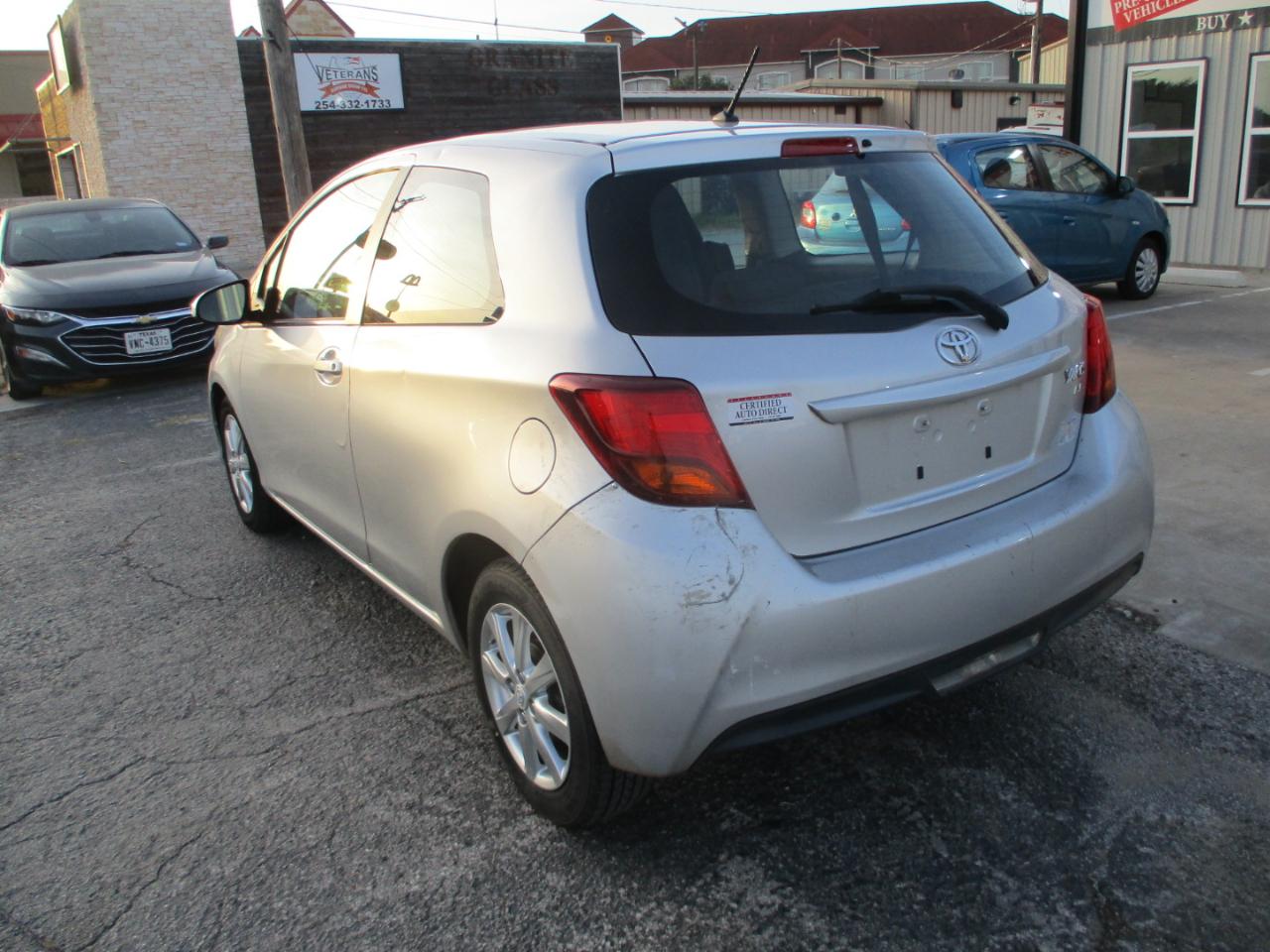 Toyota Yaris 3dr Liftback Auto LE (Natl) 2015