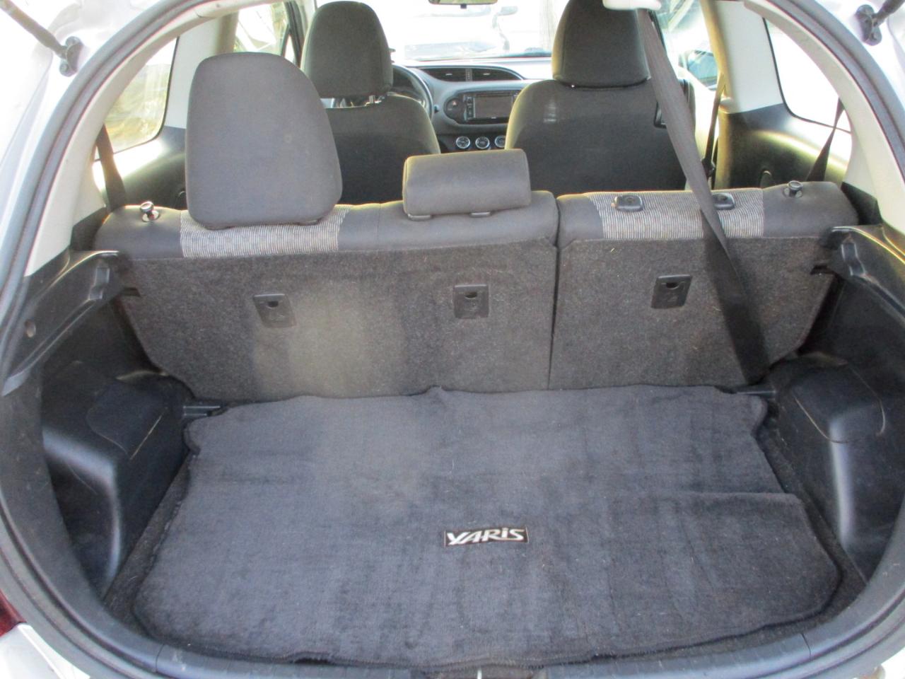 Toyota Yaris 3dr Liftback Auto LE (Natl) 2015