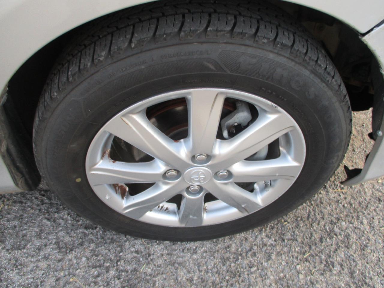Toyota Yaris 3dr Liftback Auto LE (Natl) 2015