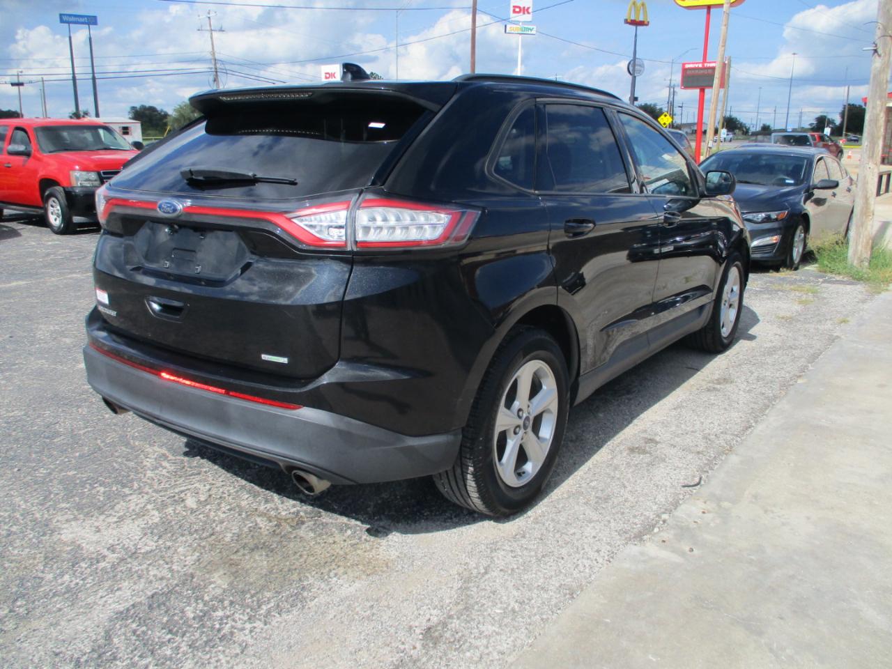 Ford Edge 4dr SE FWD 2015