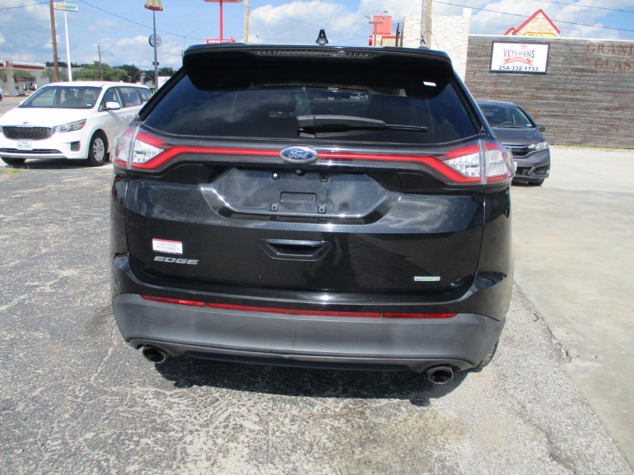 Ford Edge 4dr SE FWD 2015