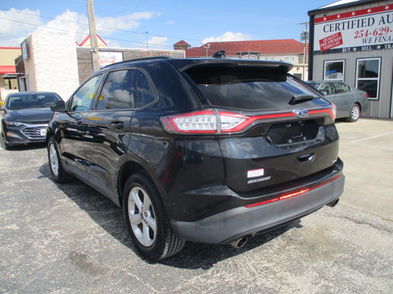 Ford Edge 4dr SE FWD 2015