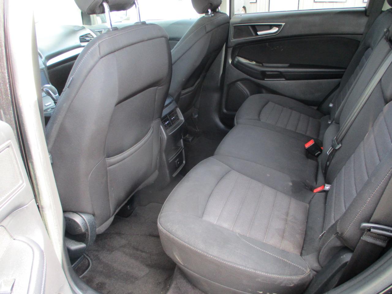 Ford Edge 4dr SE FWD 2015