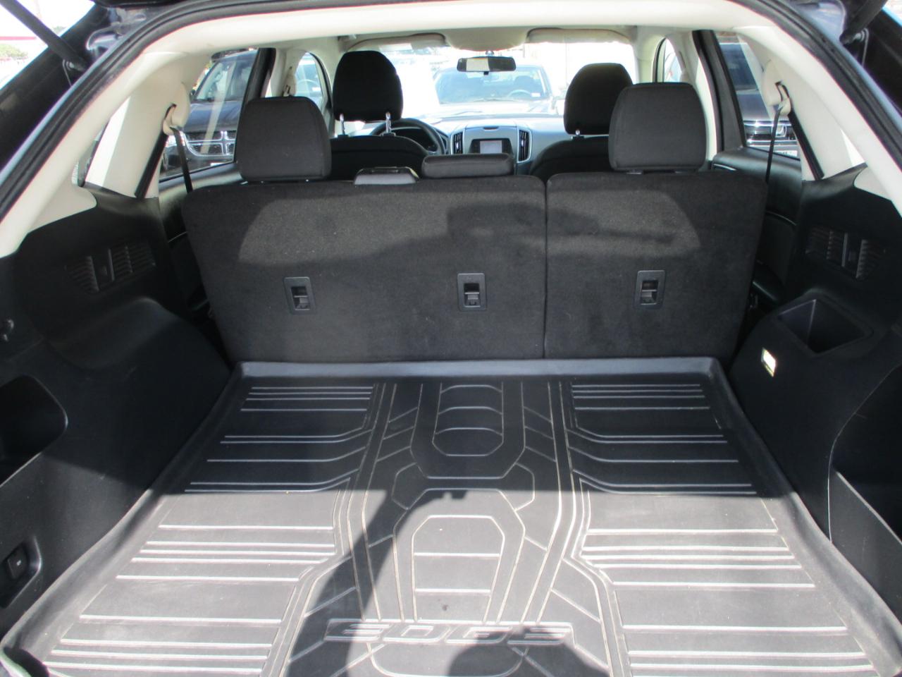 Ford Edge 4dr SE FWD 2015