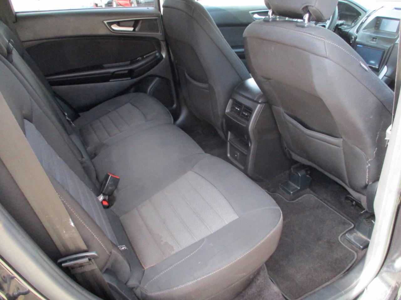 Ford Edge 4dr SE FWD 2015