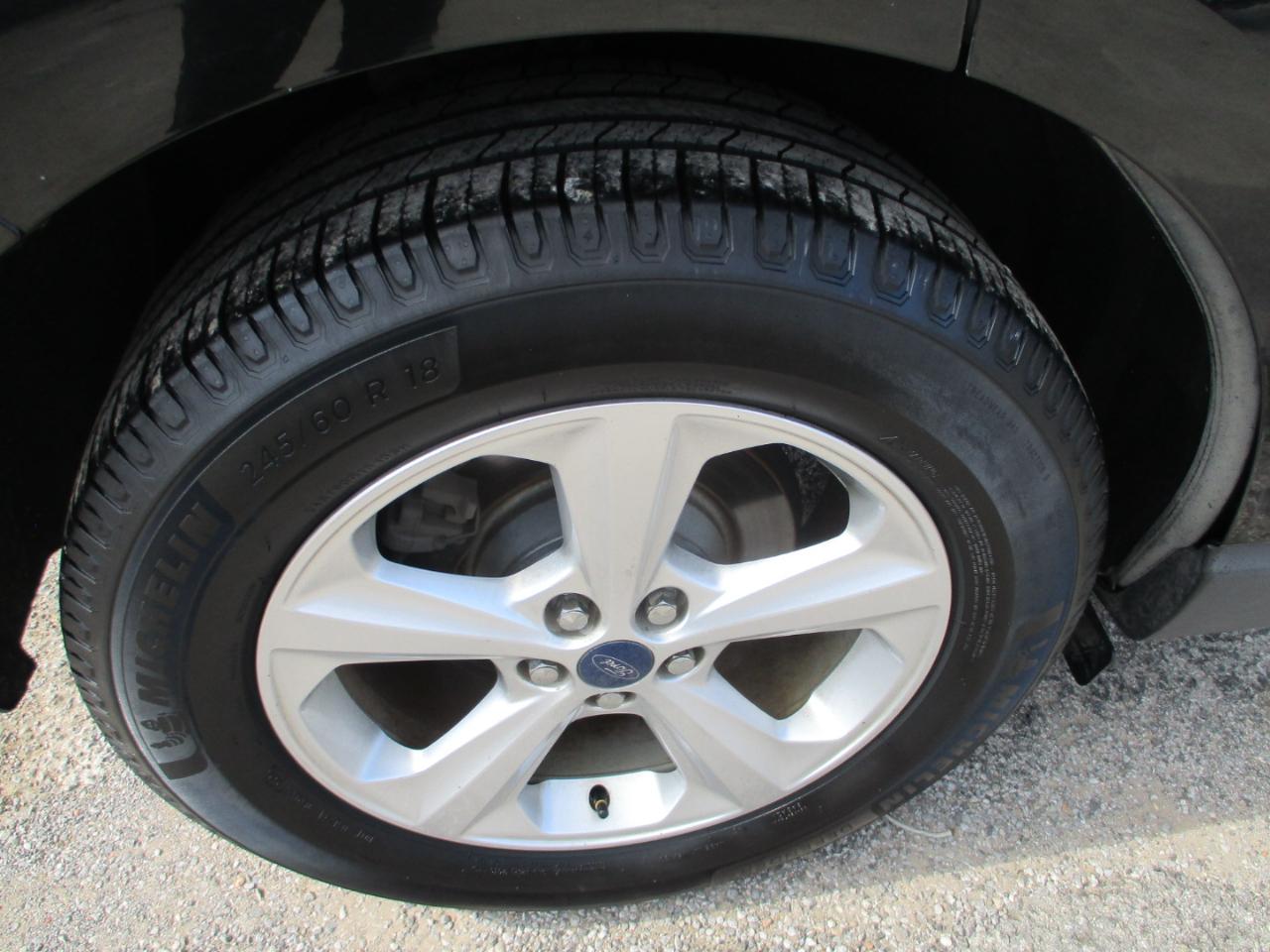 Ford Edge 4dr SE FWD 2015