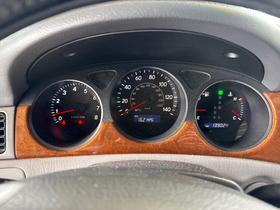 Lexus ES 330 4dr Sdn 2005