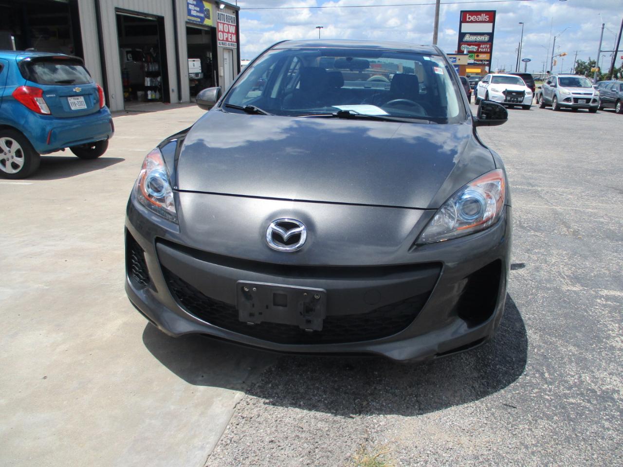Mazda MAZDA3 4dr Sdn Auto i Touring 2012