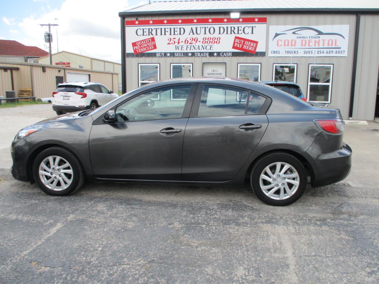 Mazda MAZDA3 4dr Sdn Auto i Touring 2012