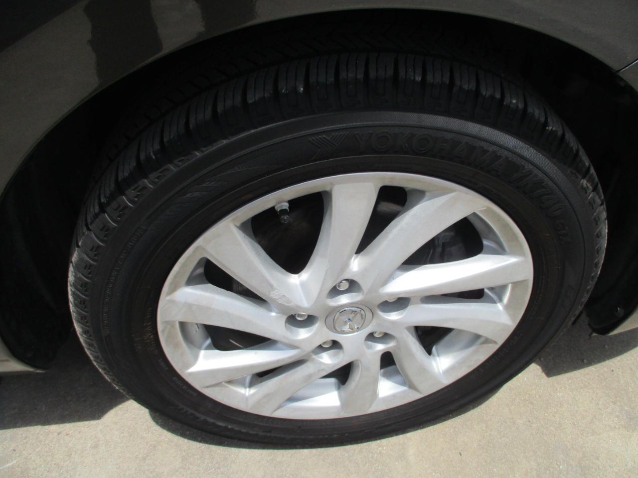 Mazda MAZDA3 4dr Sdn Auto i Touring 2012