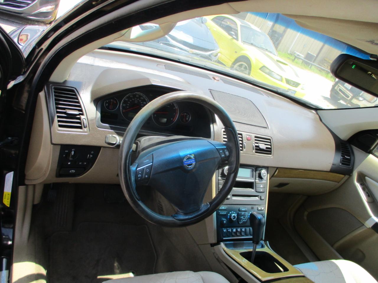 Volvo XC90 FWD 4dr I6 w/Snrf/3rd Row 2008
