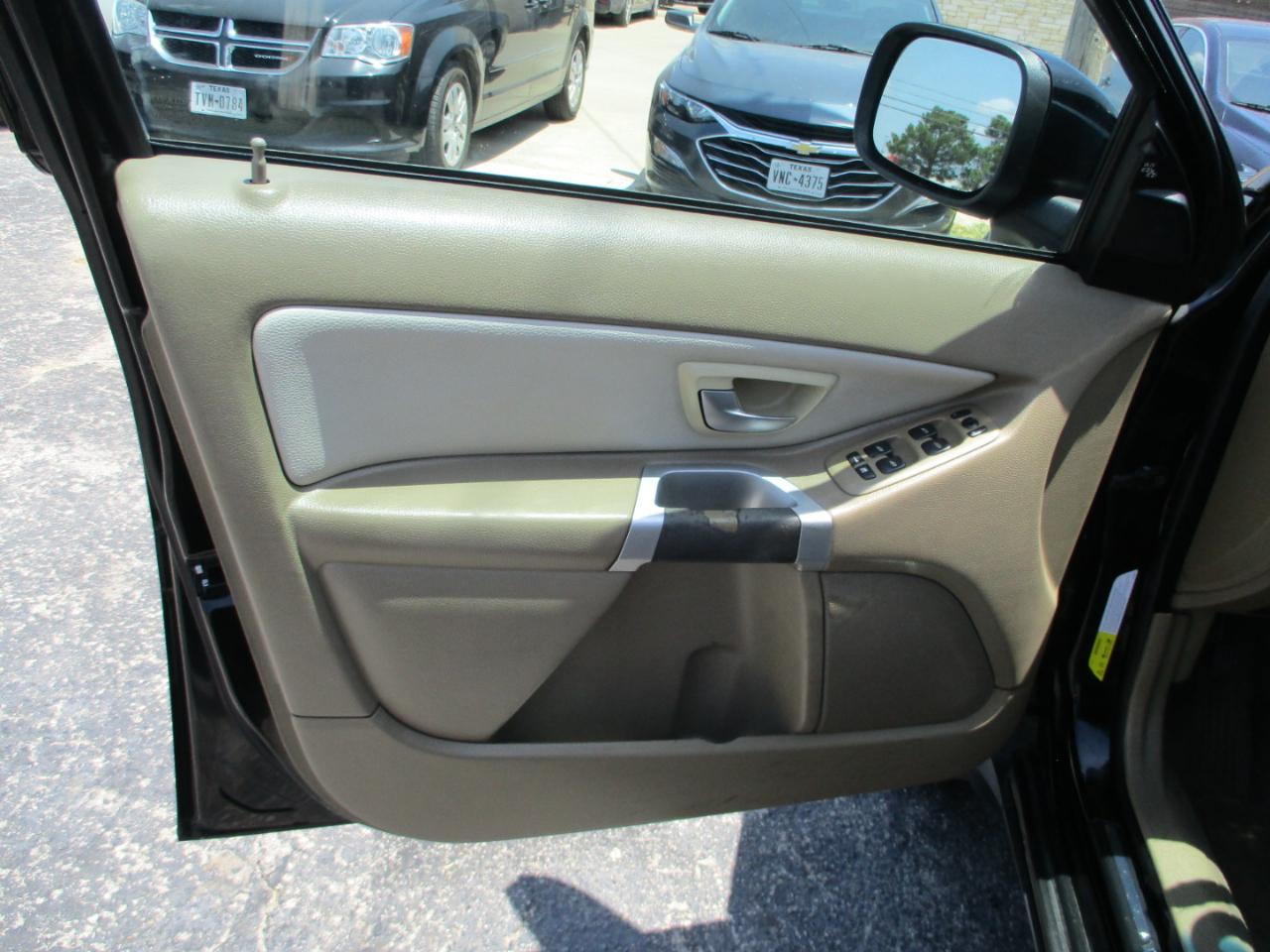 Volvo XC90 FWD 4dr I6 w/Snrf/3rd Row 2008