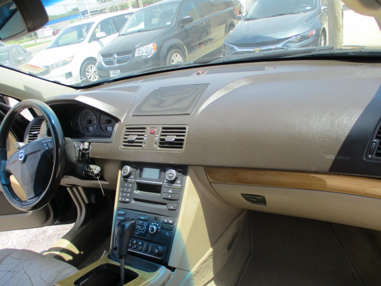 Volvo XC90 FWD 4dr I6 w/Snrf/3rd Row 2008