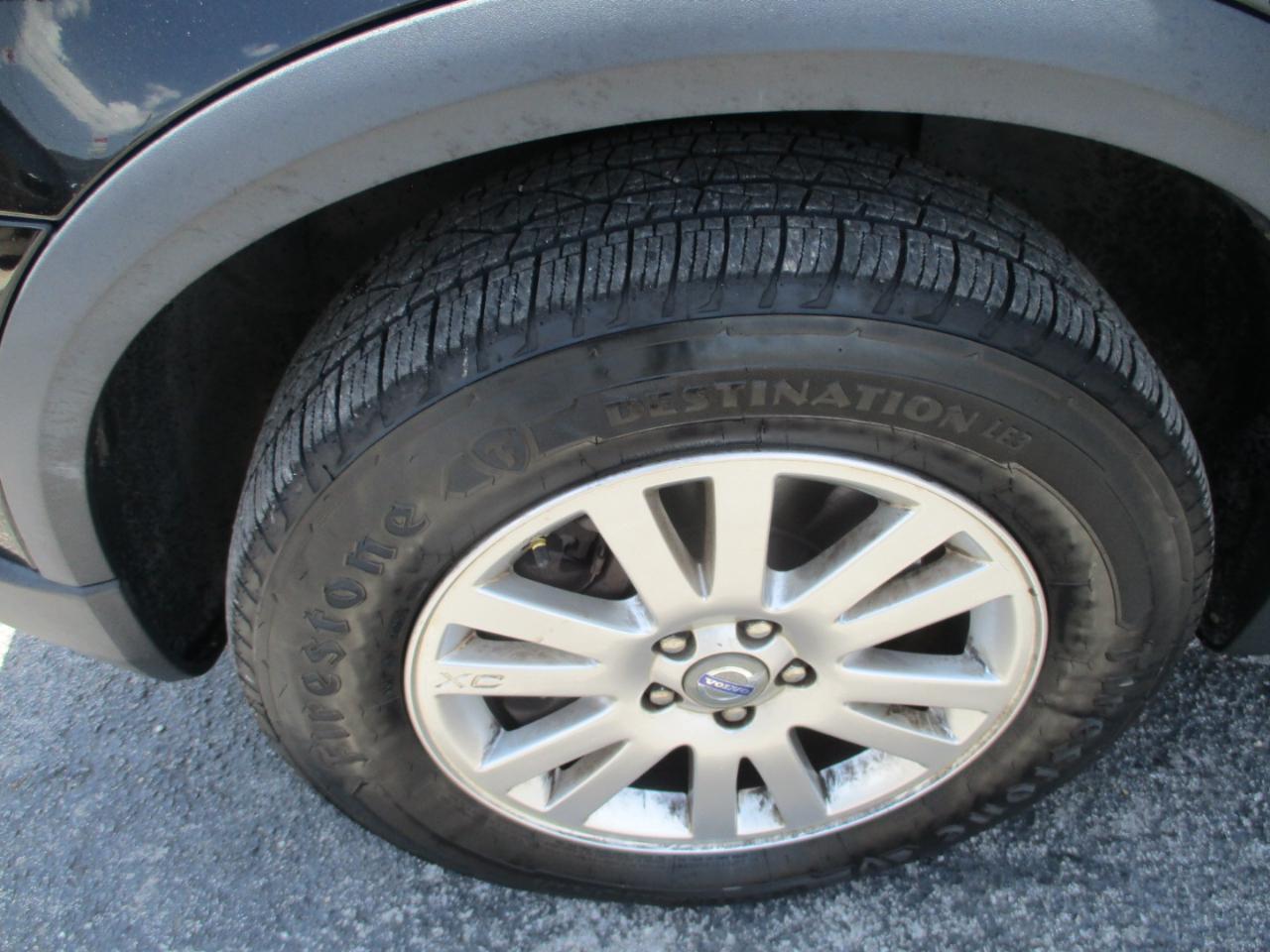 Volvo XC90 FWD 4dr I6 w/Snrf/3rd Row 2008