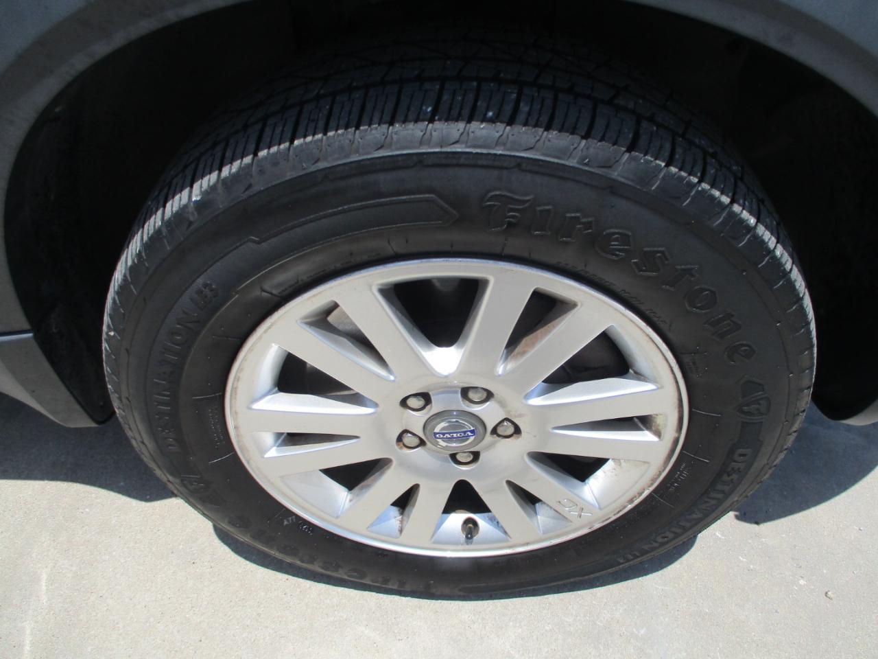 Volvo XC90 FWD 4dr I6 w/Snrf/3rd Row 2008