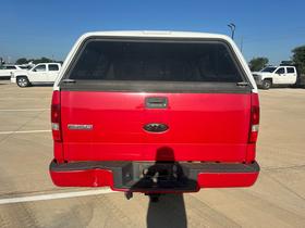Ford F-150 Reg Cab 126" XLT 2006