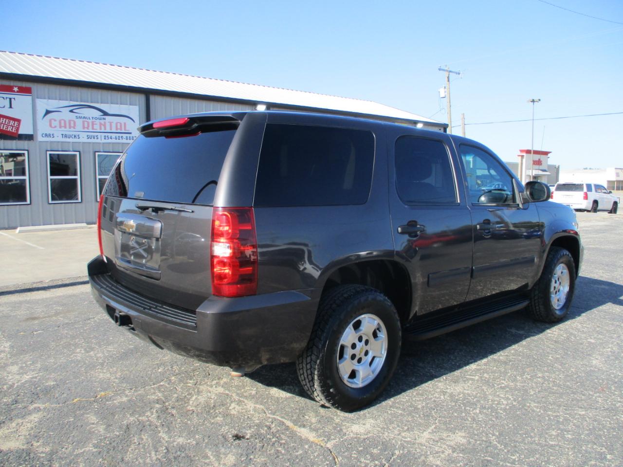 Chevrolet Tahoe  2010