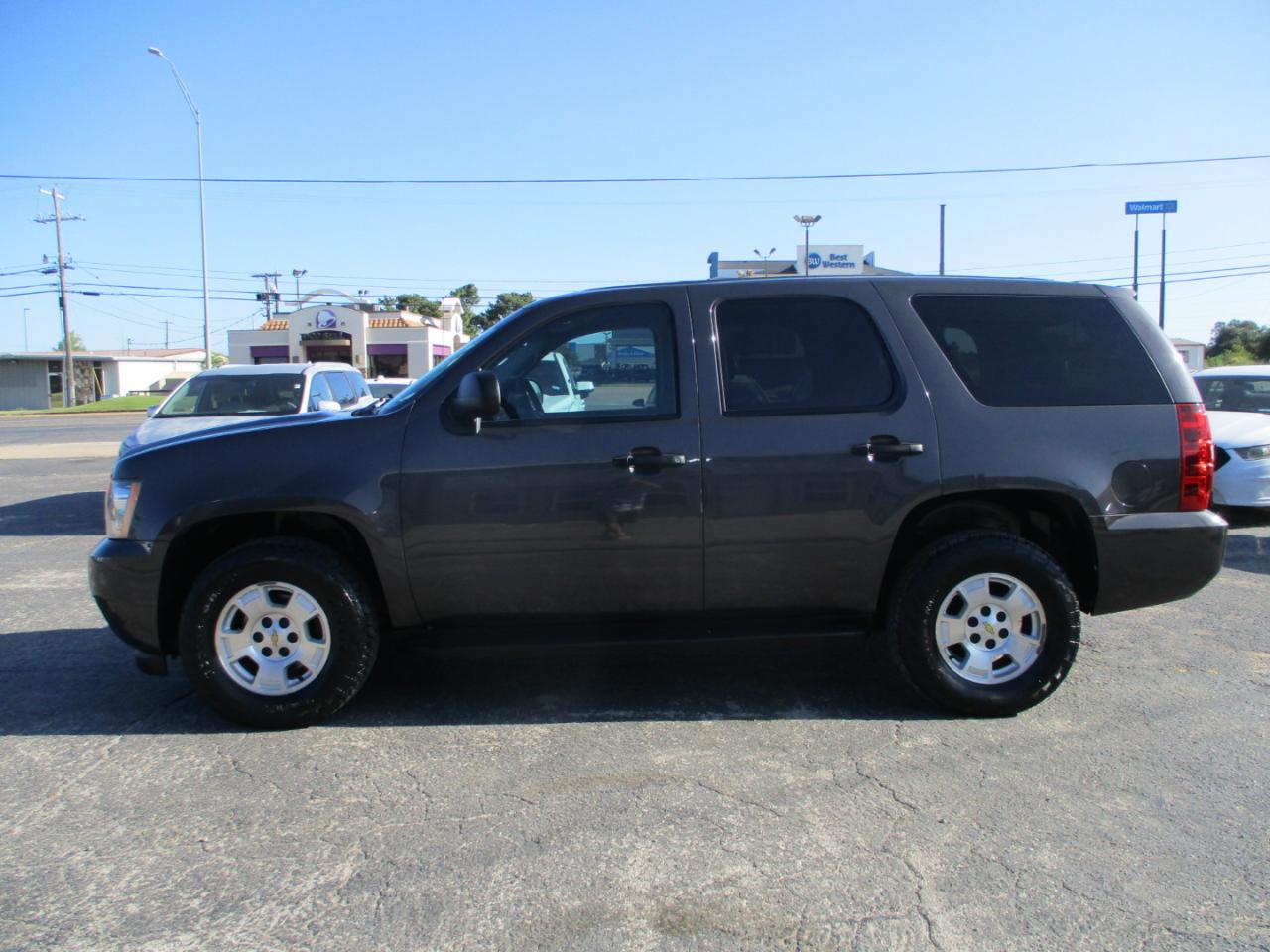 Chevrolet Tahoe  2010