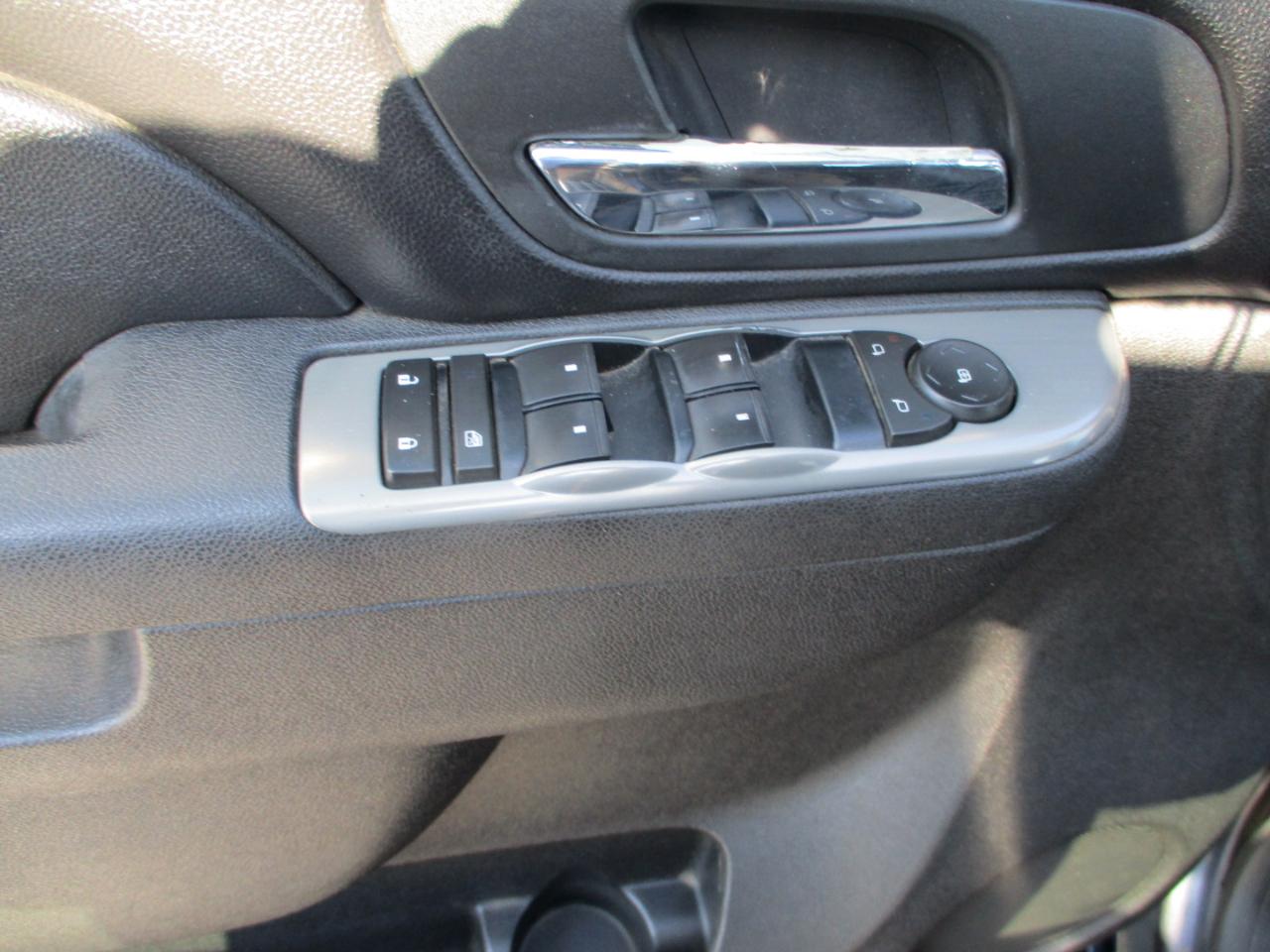Chevrolet Tahoe  2010