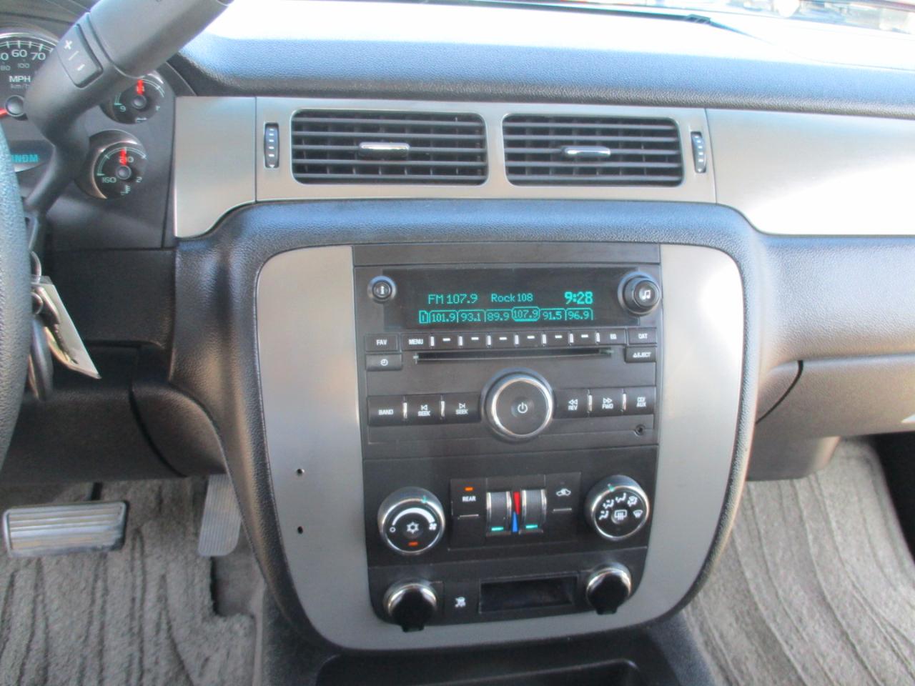 Chevrolet Tahoe  2010