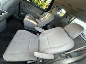 Kia Sedona 4dr Wgn LX 2015