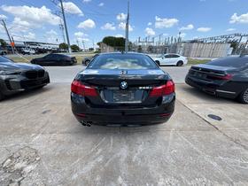 BMW 5 Series 4dr Sdn 528i RWD 2014