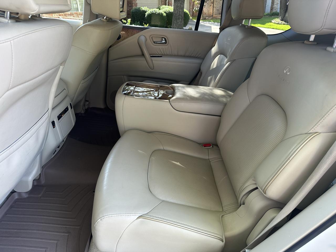 Infiniti QX56 4WD 4dr 7-passenger 2012