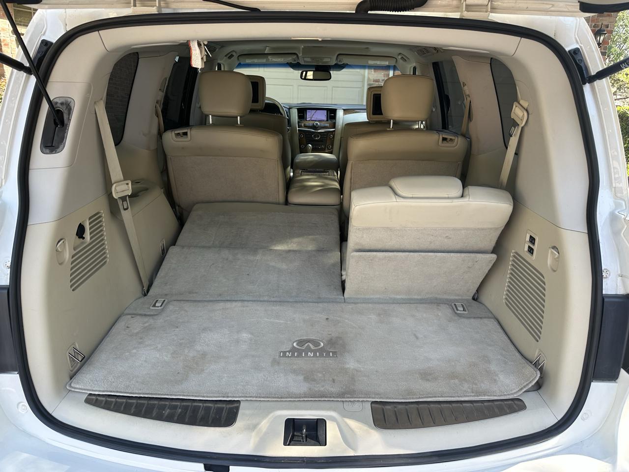 Infiniti QX56 4WD 4dr 7-passenger 2012