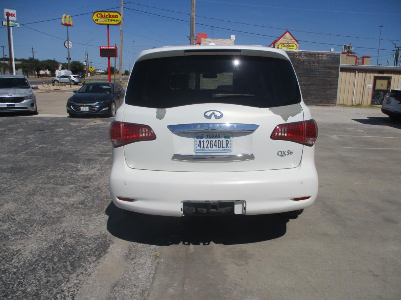 Infiniti QX56 4WD 4dr 7-passenger 2012