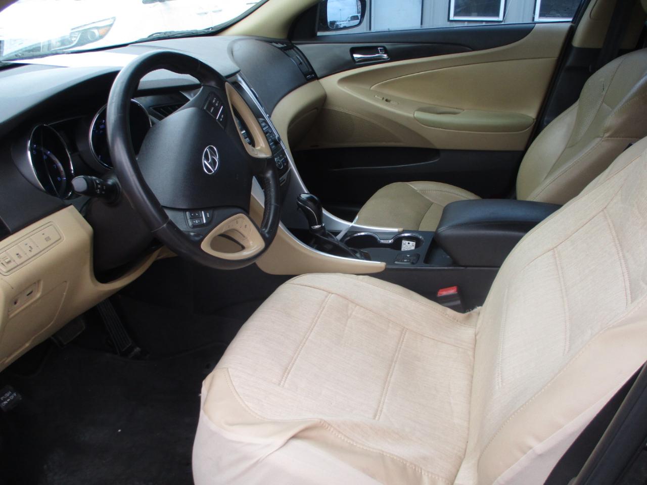 Hyundai Sonata photo 10