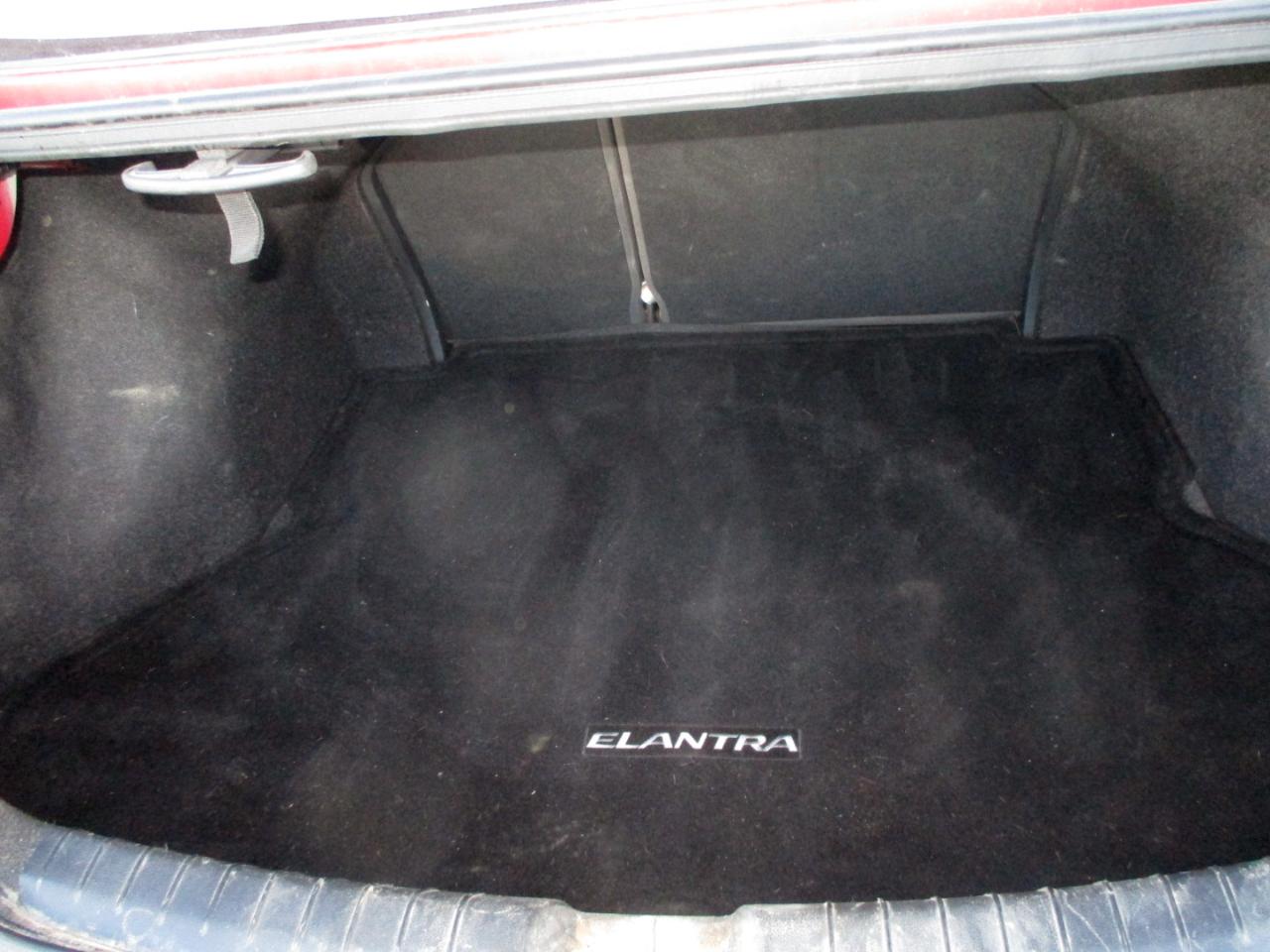 Hyundai Elantra Limited 2.0L Auto (Ulsan) 2017