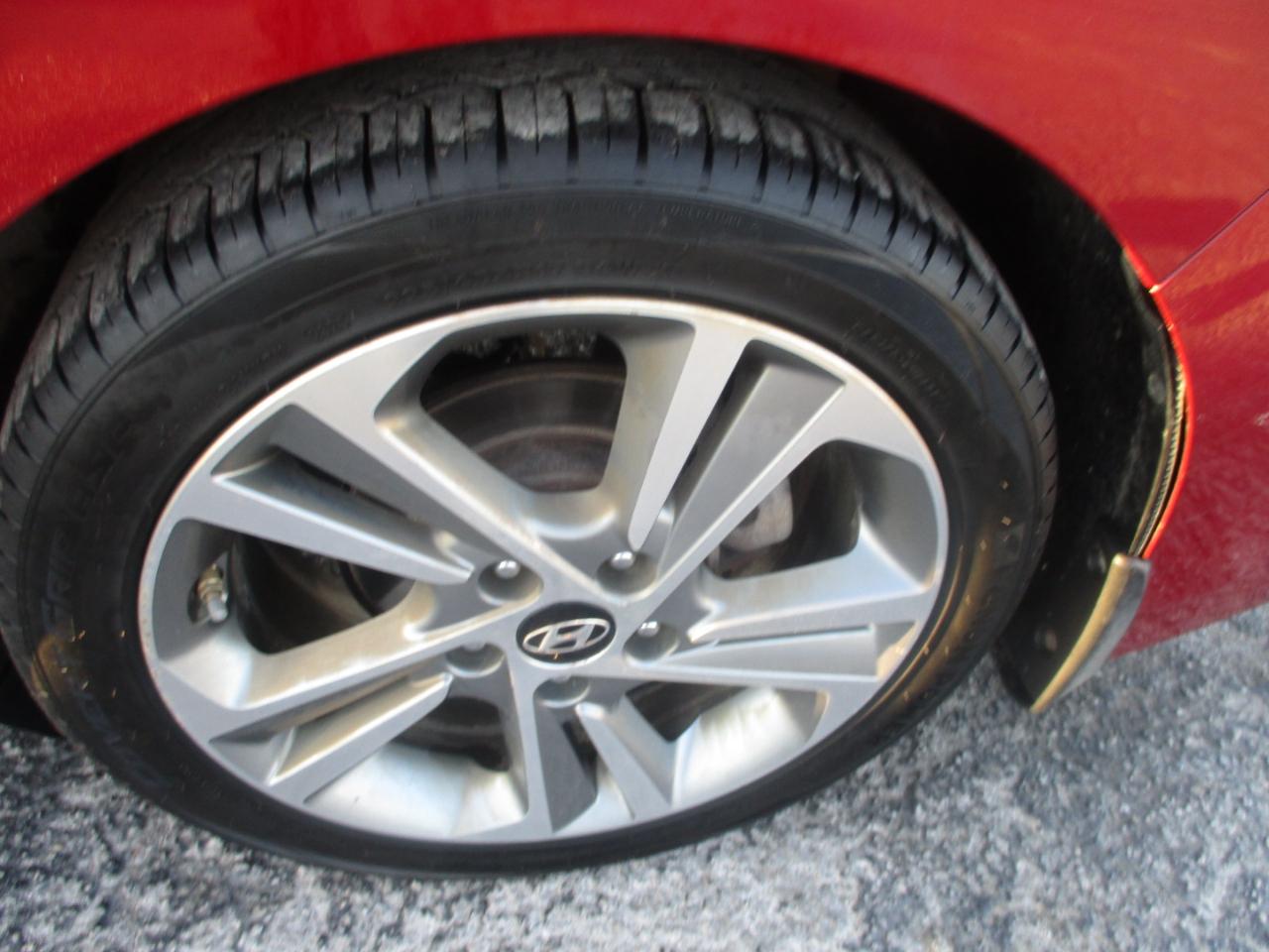 Hyundai Elantra Limited 2.0L Auto (Ulsan) 2017