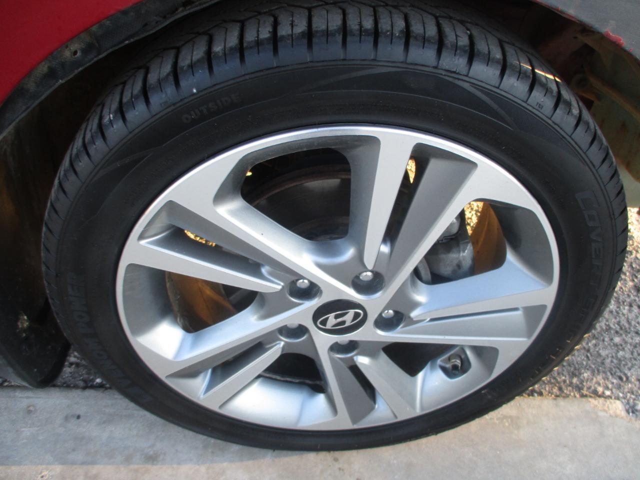 Hyundai Elantra Limited 2.0L Auto (Ulsan) 2017