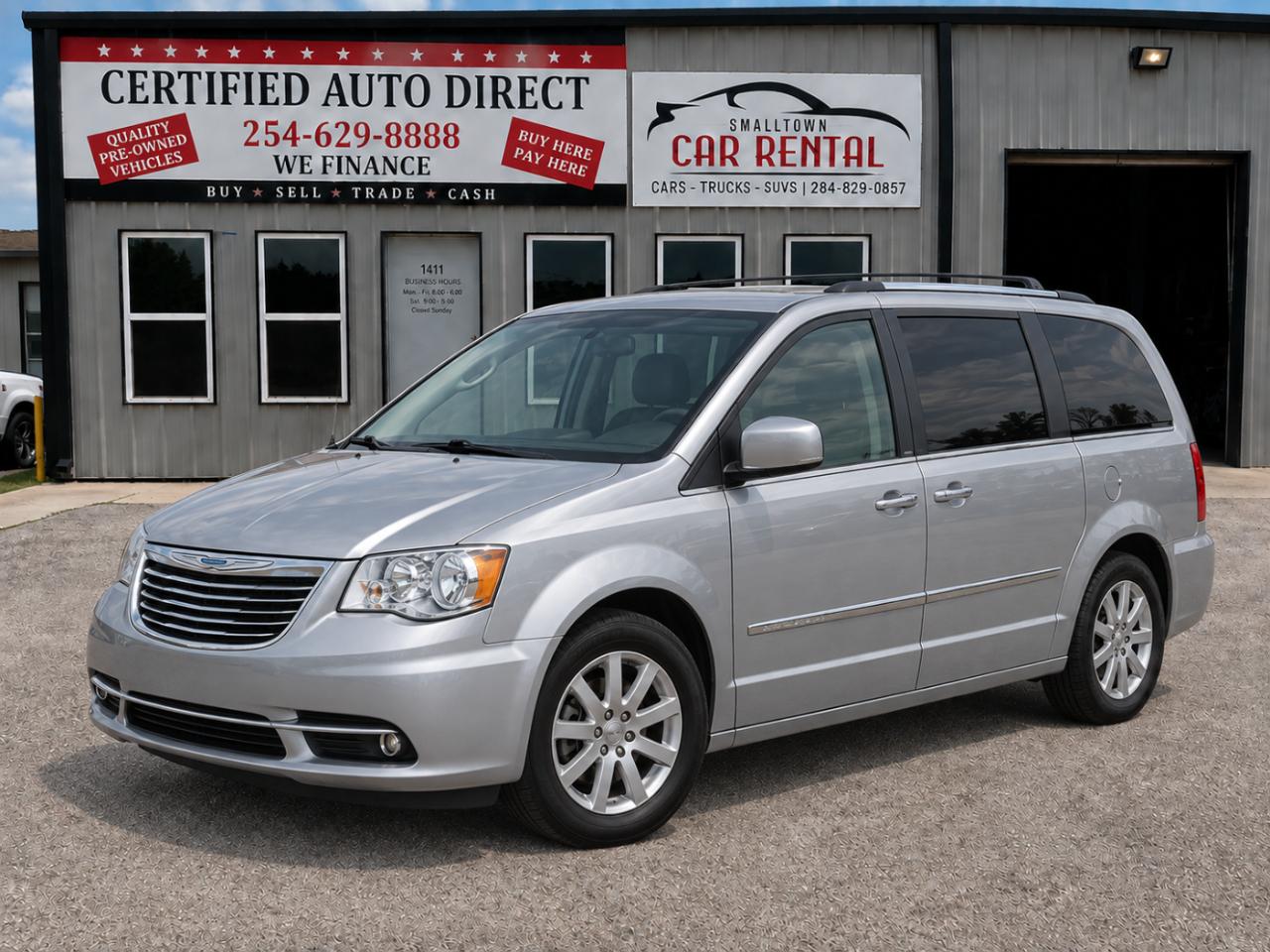 Chrysler Town & Country 4dr Wgn Touring 2011