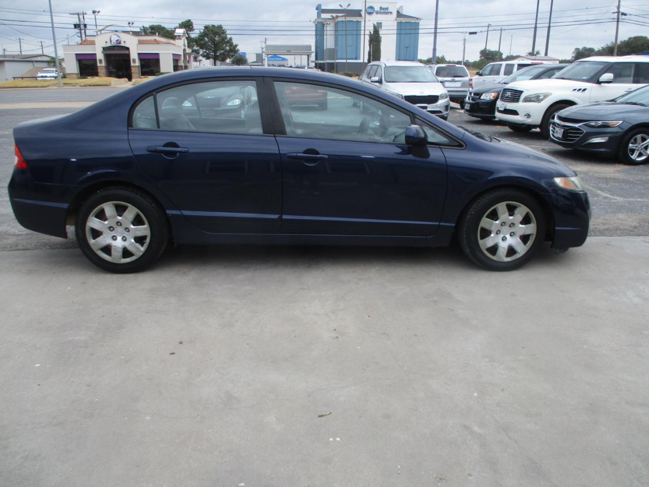 Honda Civic photo 3