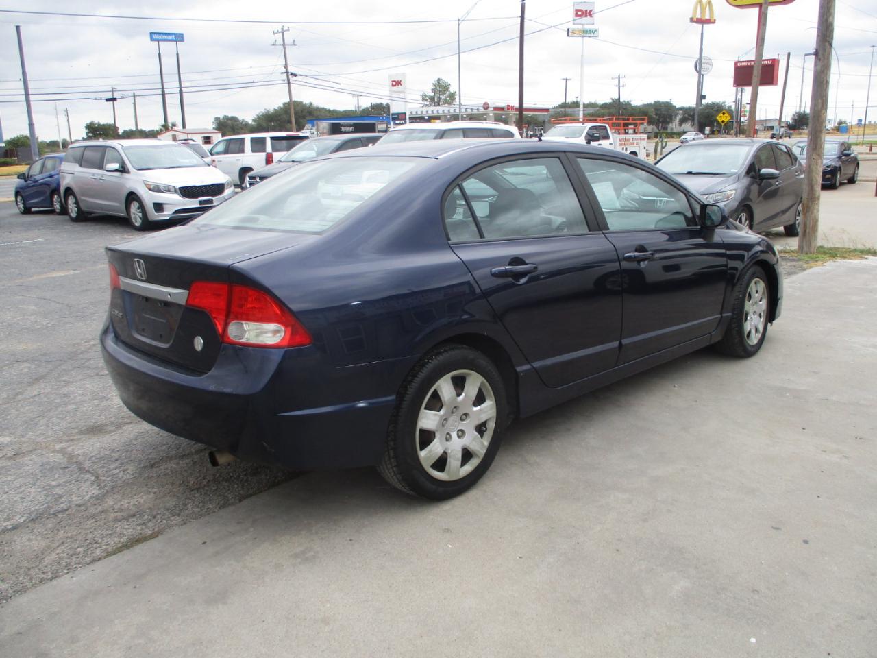 Honda Civic photo 4